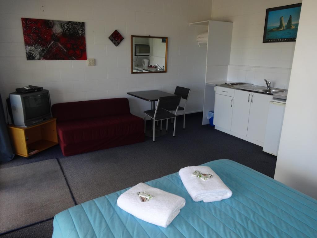 Ninety Mile Beach Holiday Park Waipapakauri Rom bilde